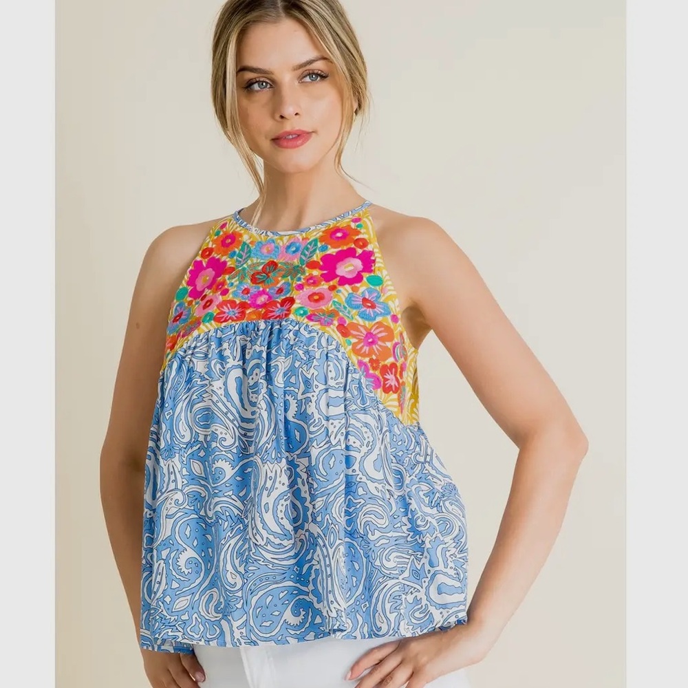 Halter Embroidered top! Tassel tie strings
